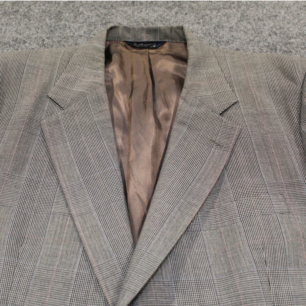 Vintage Burberrys Blazer Men Classic Plaid‎ Wool Two Button Sport Coat Jacket